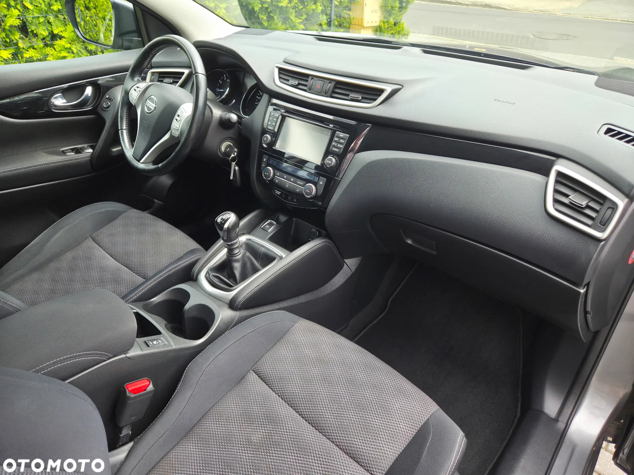 Nissan Qashqai 1.2 DIG-T N-Connecta - 16