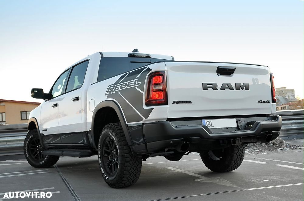 Dodge RAM - 3