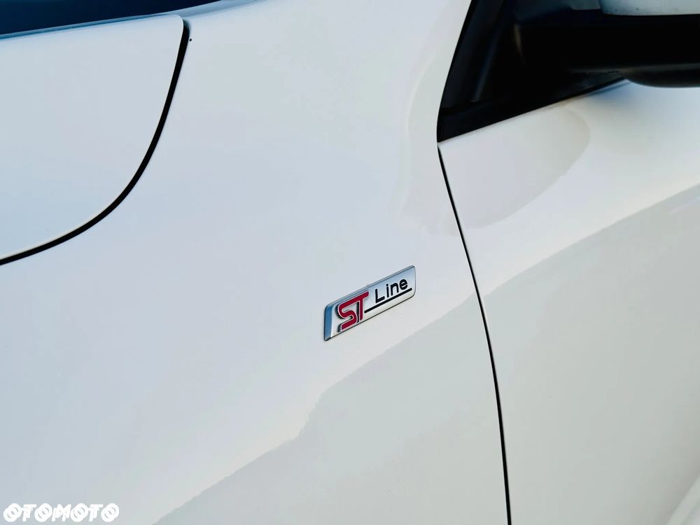 Ford Kuga 2.0 EcoBlue 4x4 ST-LINE - 19