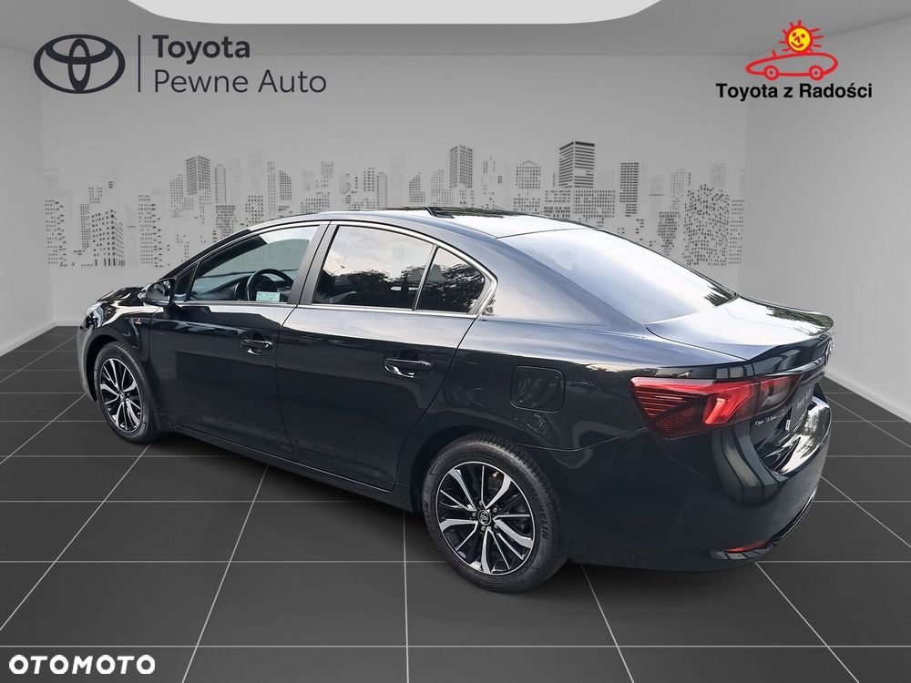 Toyota Avensis 1.8 Premium MS - 4