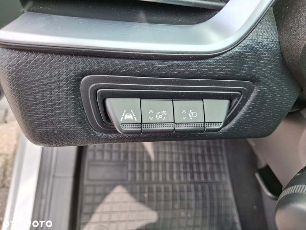 Renault Clio 1.0 TCe Intens - 20