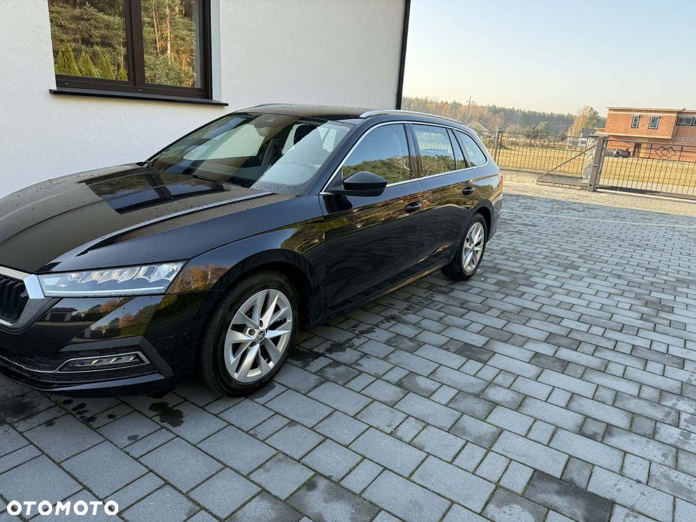 Skoda Octavia 2.0 TDI DSG Ambition - 2
