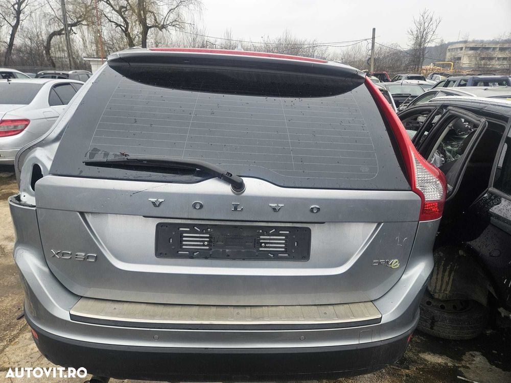 Haion dezechipat Volvo XC60 2012 - 1