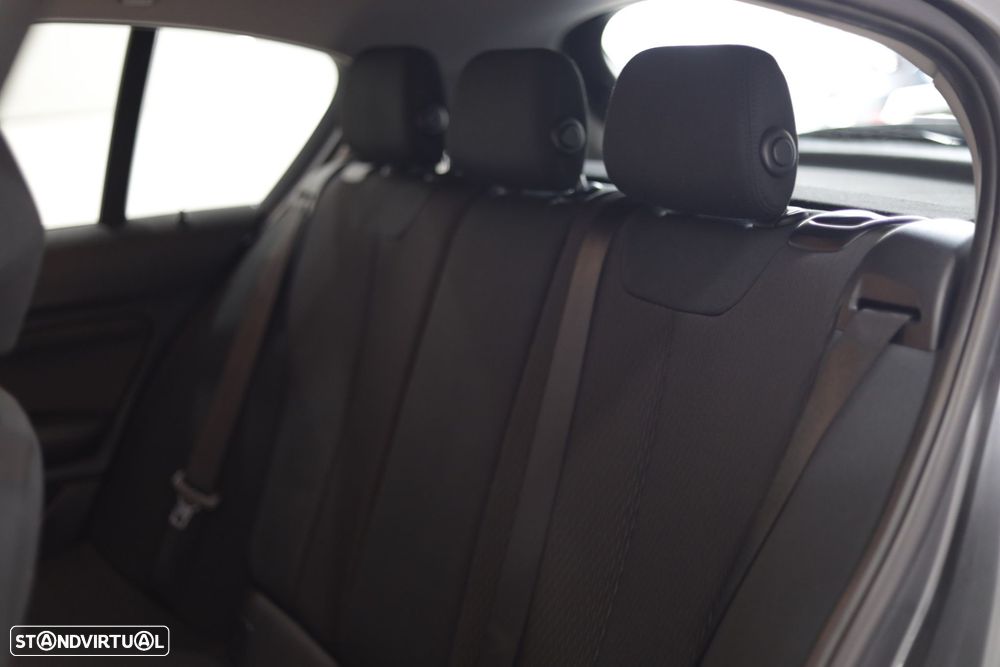 BMW 116 d Advantage - 21