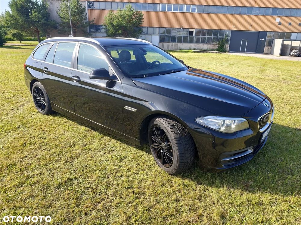 BMW Seria 5 530d xDrive - 13