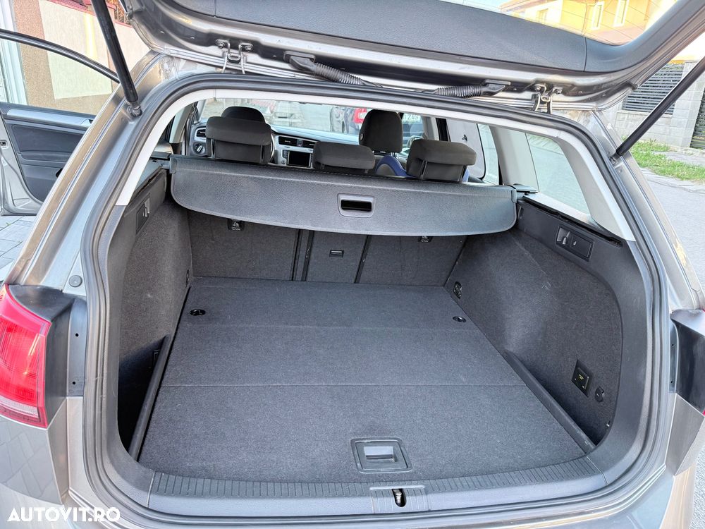 Volkswagen Golf 1.6 TDI DPF BMT Comfortline - 6