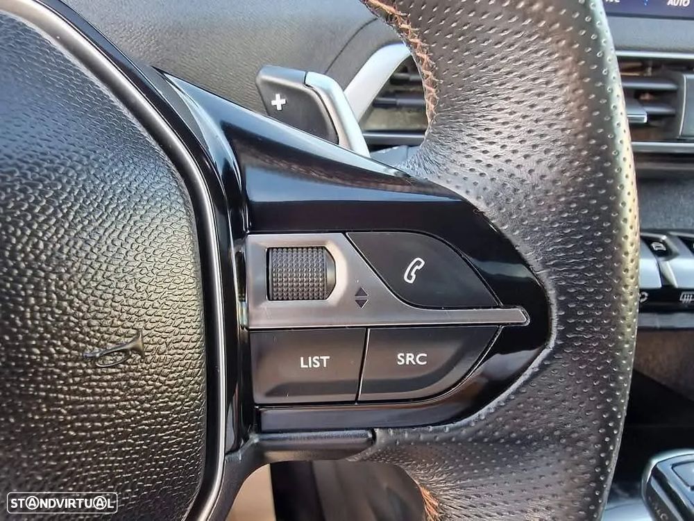 Peugeot 5008 1.5 BlueHDi Allure Pack EAT8 - 32