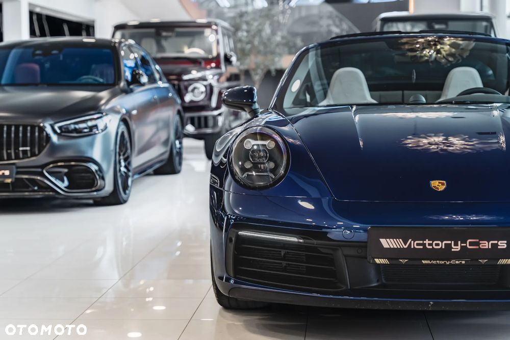 Porsche 911 Targa 4 - 17