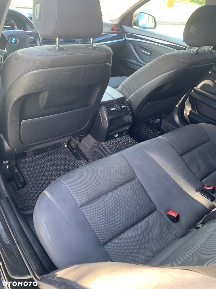 BMW Seria 5 520d Luxury Line - 14