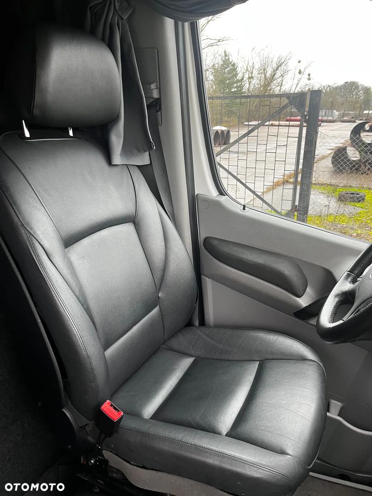 Volkswagen Crafter - 10