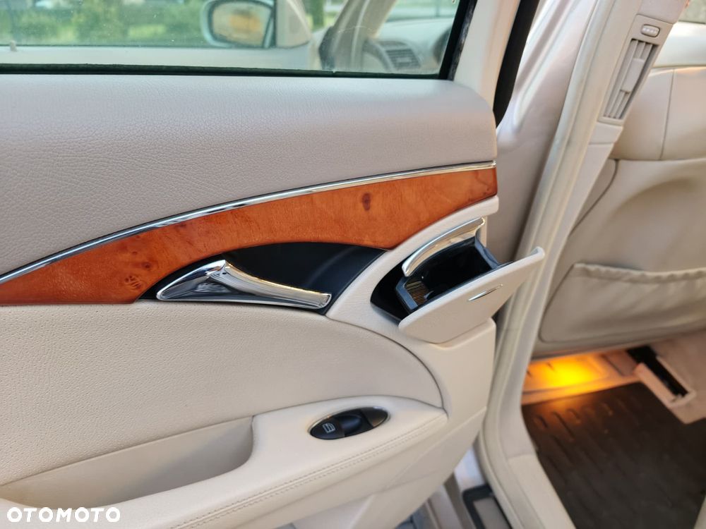 Mercedes-Benz Klasa E 200 Kompressor T Elegance - 28