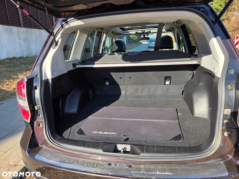 Subaru Forester 2.0XT Platinum Lineartronic EU6 - 11