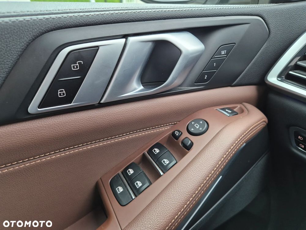 BMW X5 - 16