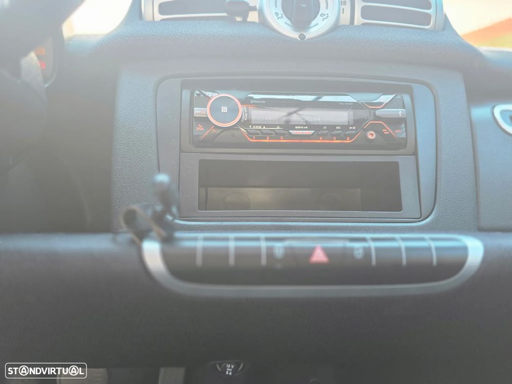 Smart Fortwo Coupé cdi softouch passion dpf — fotografia 17