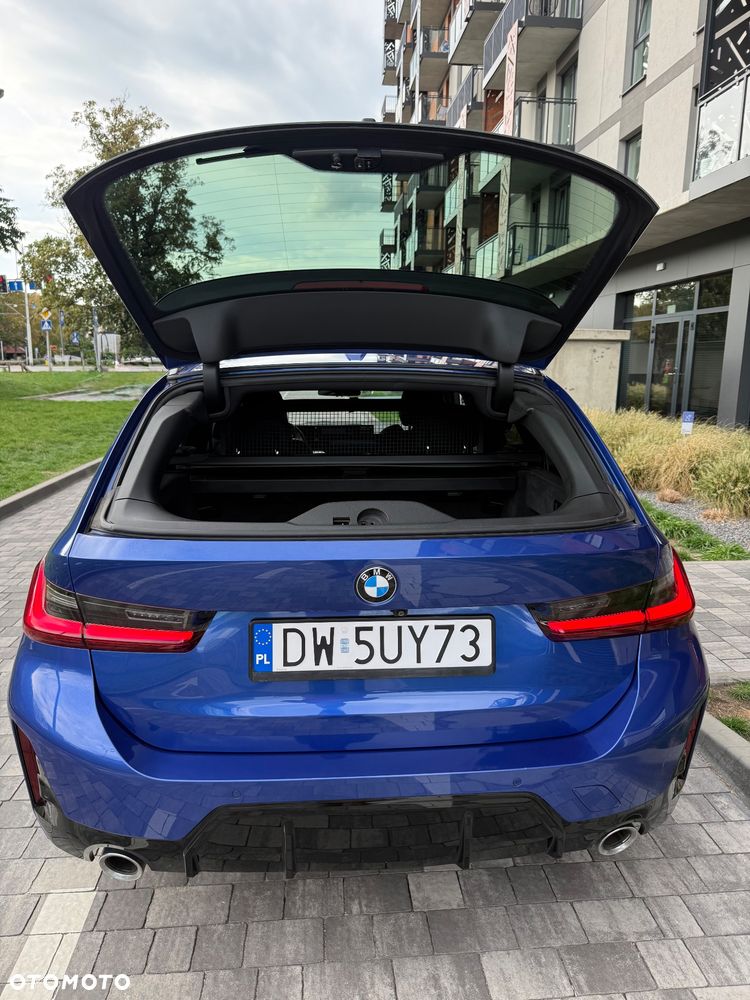 BMW Seria 3 320d xDrive M Sport sport - 32