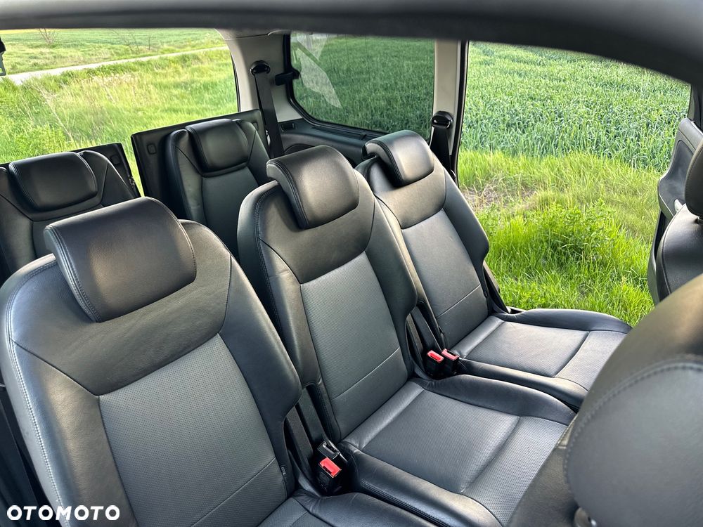 Ford Galaxy - 20
