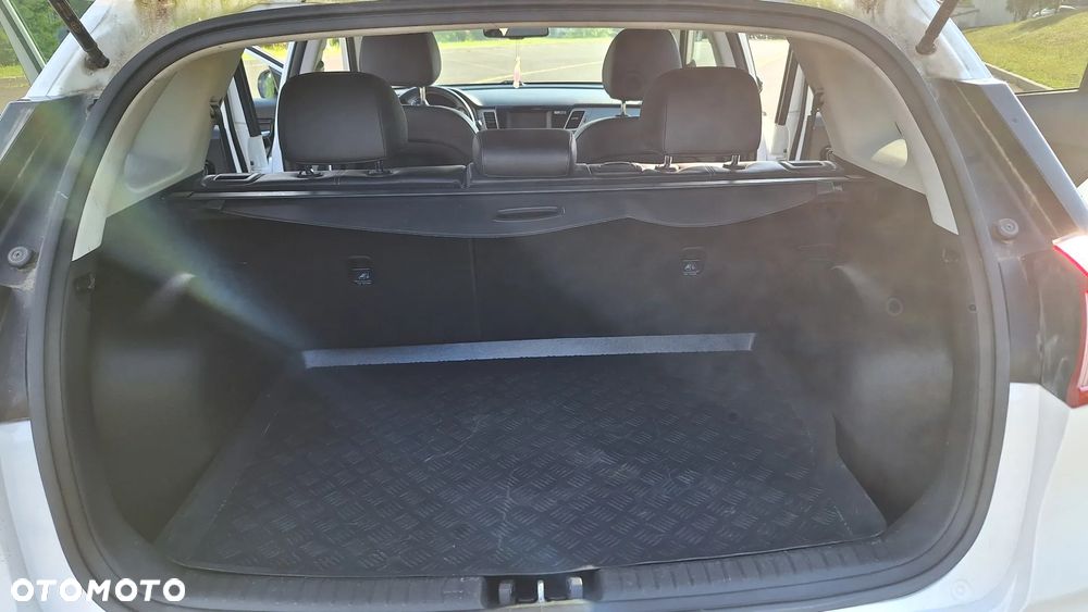 Kia Niro ver-1-6-gdi-hybrid-l - 17