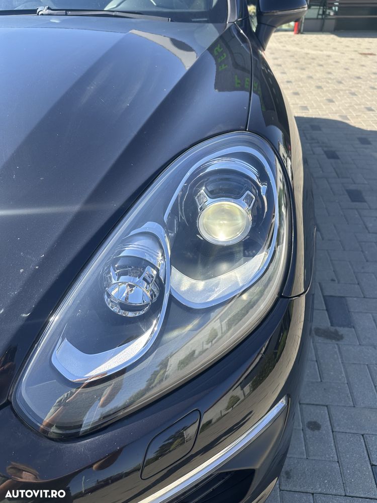 PORSCHE Cayenne 2017 — imagine 13