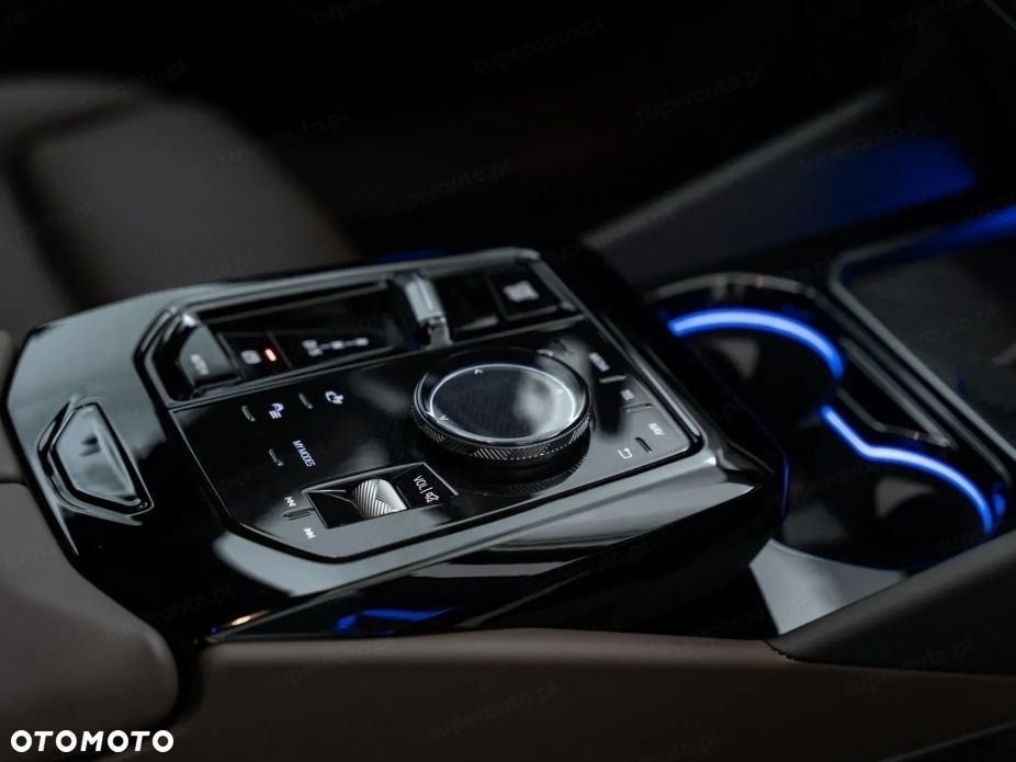 BMW Seria 5 520d xDrive mHEV M Sport - 13