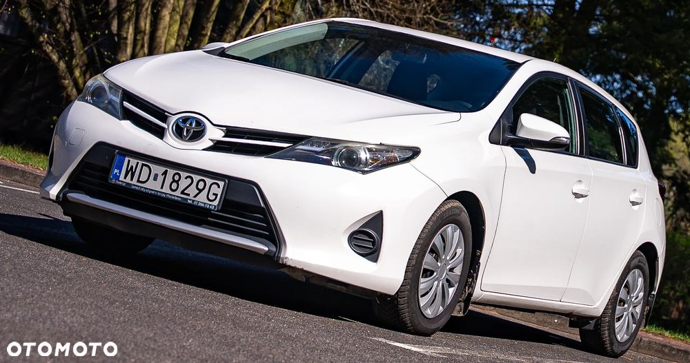 Toyota Auris 1.4 D-4D Active - 6