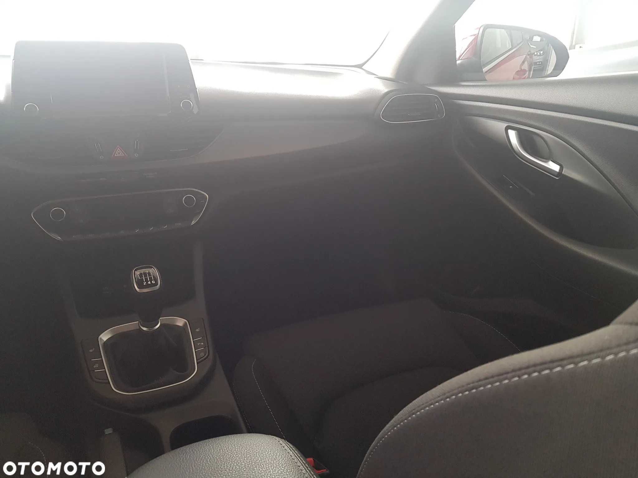 Hyundai i30 Kombi 1.4 T-GDI Style - 11