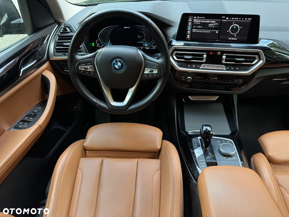 BMW X3 xDrive30e - 18