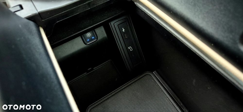 Mercedes-Benz Klasa V 300 d 4-Matic Exclusive 9G-Tronic (d³ugi) - 39