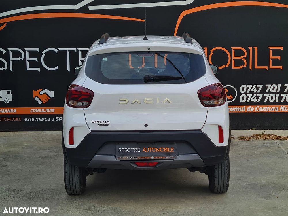 Dacia Spring - 7