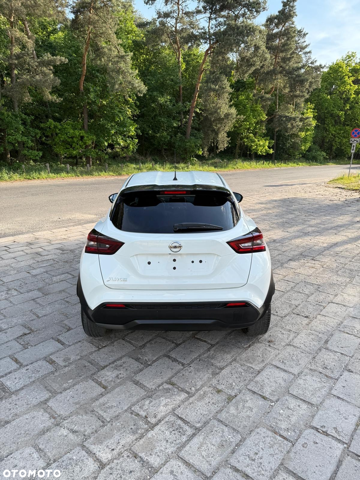 Nissan Juke 1.0 DIG-T Acenta - 9
