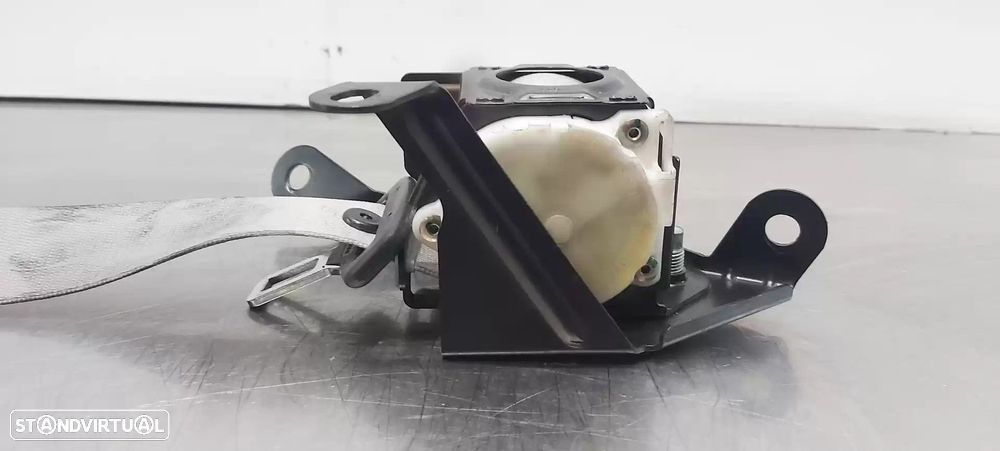 CINTO SEGURANÇA TRASEIRO ESQUERDO MERCEDES-BENZ CLK 2005 -A2038601785 - 2