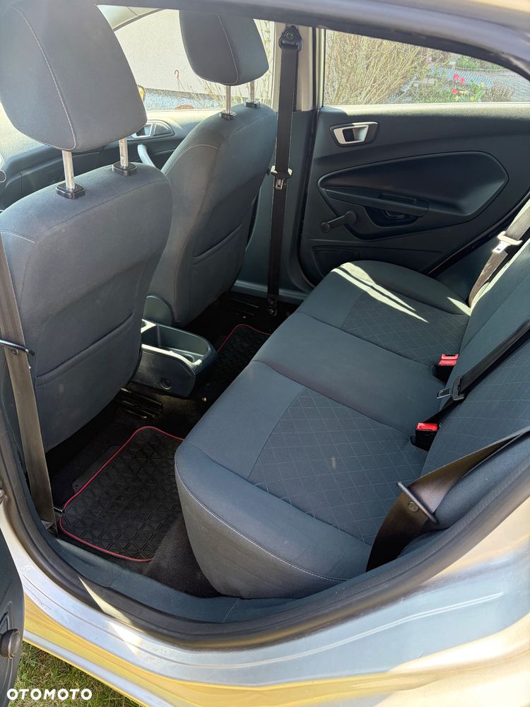 Ford Fiesta - 7