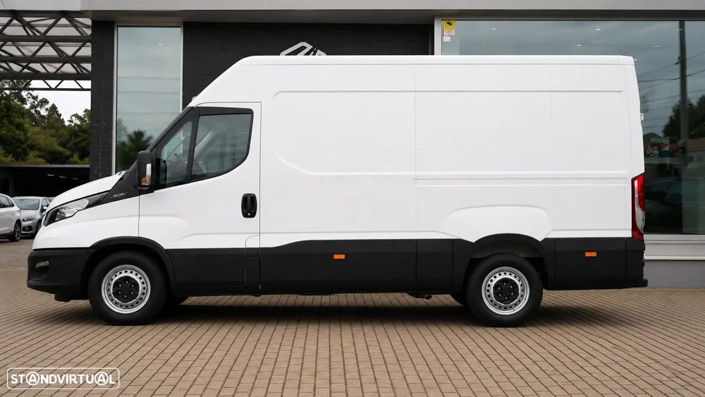 Iveco Daily 2.3 35C16 3000 CD - 4