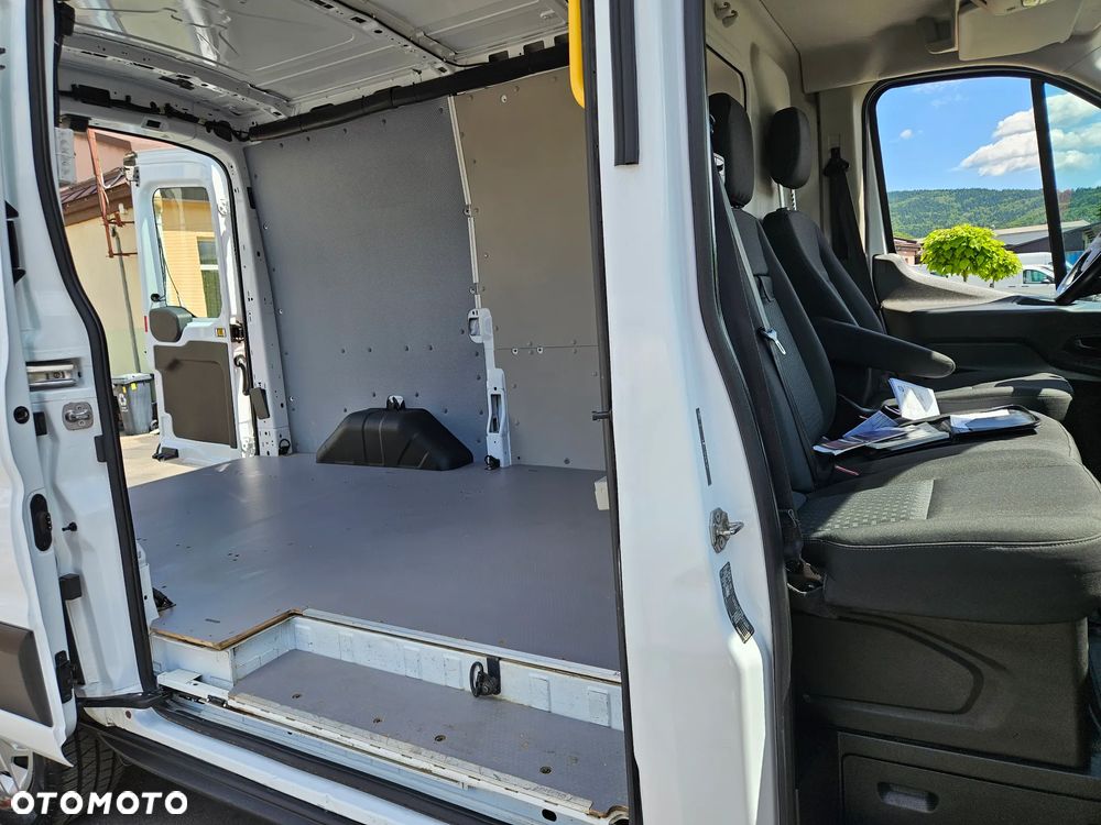 Ford Transit 4x4 rok2020 km93320 klimatronik ele fotele kamera hak2800kg - 16