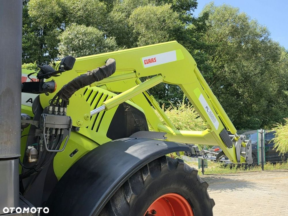 Claas AXION 810 CMATIC - 14