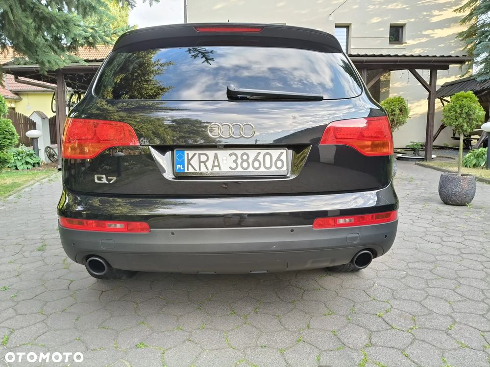 Audi Q7 - 6