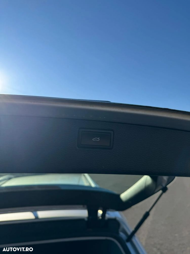 Volkswagen Passat - 12