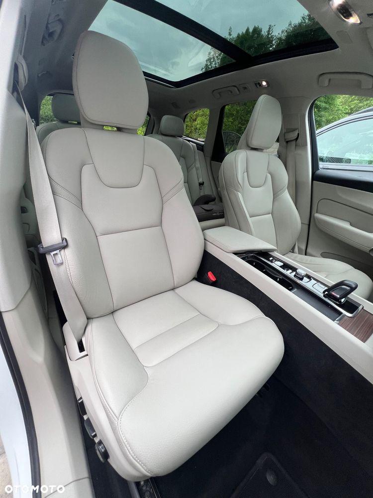 Volvo XC 60 T8 AWD Recharge Polestar Engineered - 4