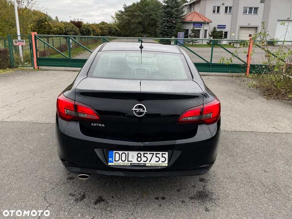 Opel Astra 1.4 T EU6 - 2