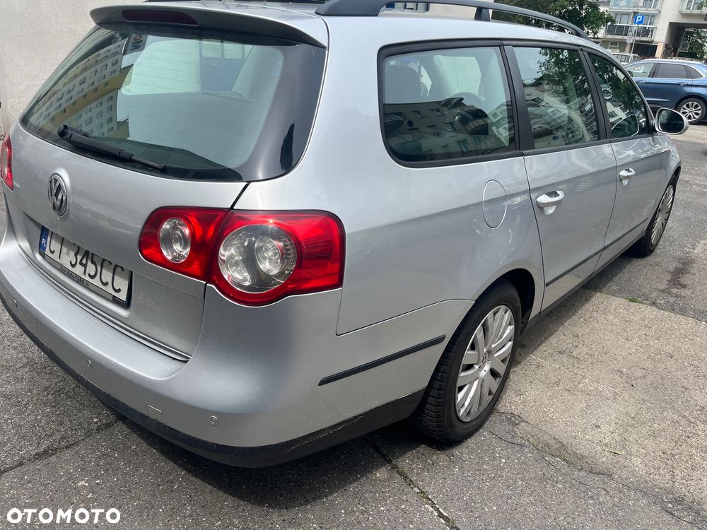 Volkswagen Passat 2.0 TDI DPF Comfortline - 2