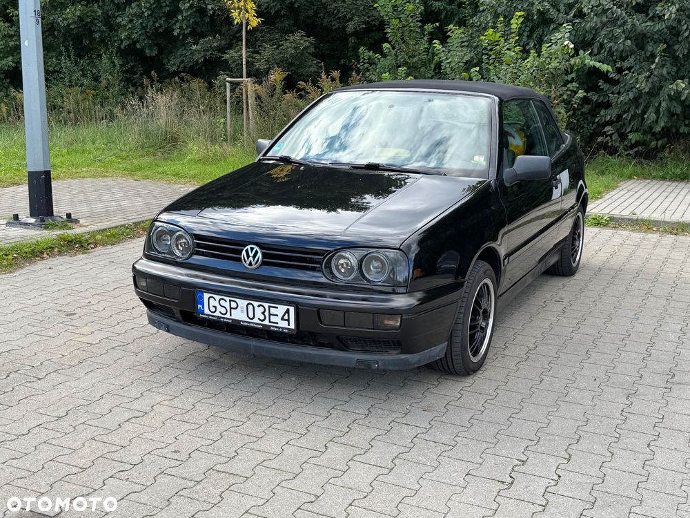Volkswagen Golf - 28