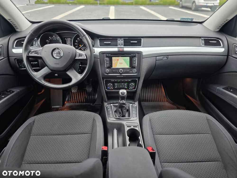 Skoda Superb 1.8 TSI Style - 17