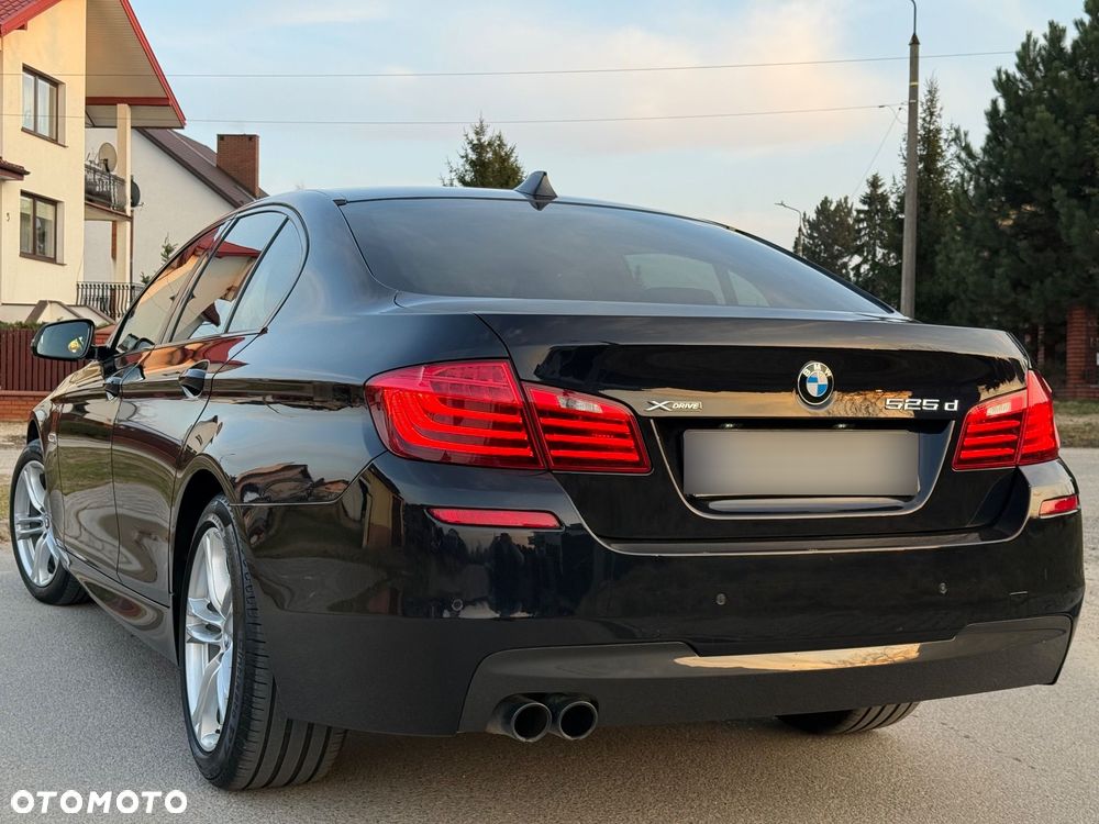 BMW Seria 5 525d xDrive - 6