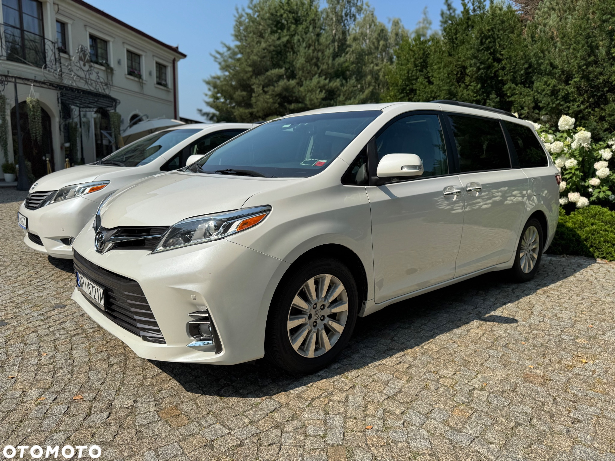 Toyota Sienna - 28