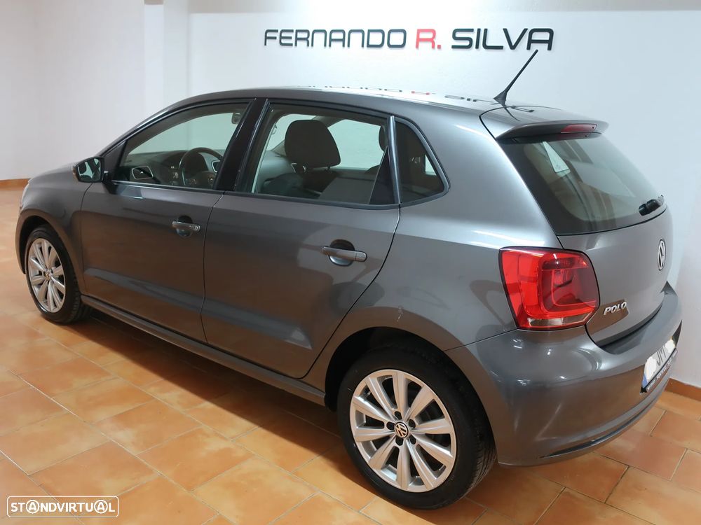 VW Polo 1.2 Highline - 1