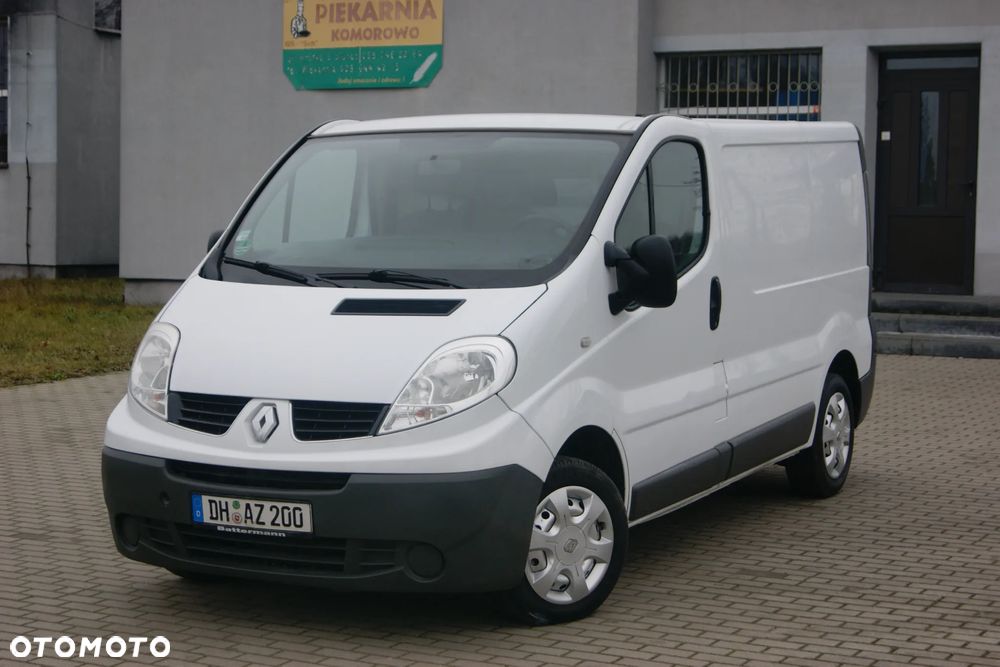 Renault TRAFIC - 9
