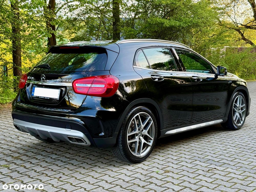 Mercedes-Benz GLA 45 AMG 4-Matic - 6
