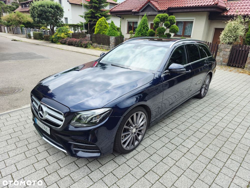 Mercedes-Benz Klasa E 400 4-Matic 9G-TRONIC - 5