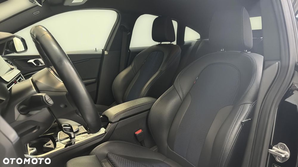 BMW Seria 2 218i M Sport - 12