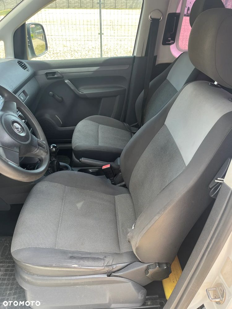 Volkswagen Caddy - 10
