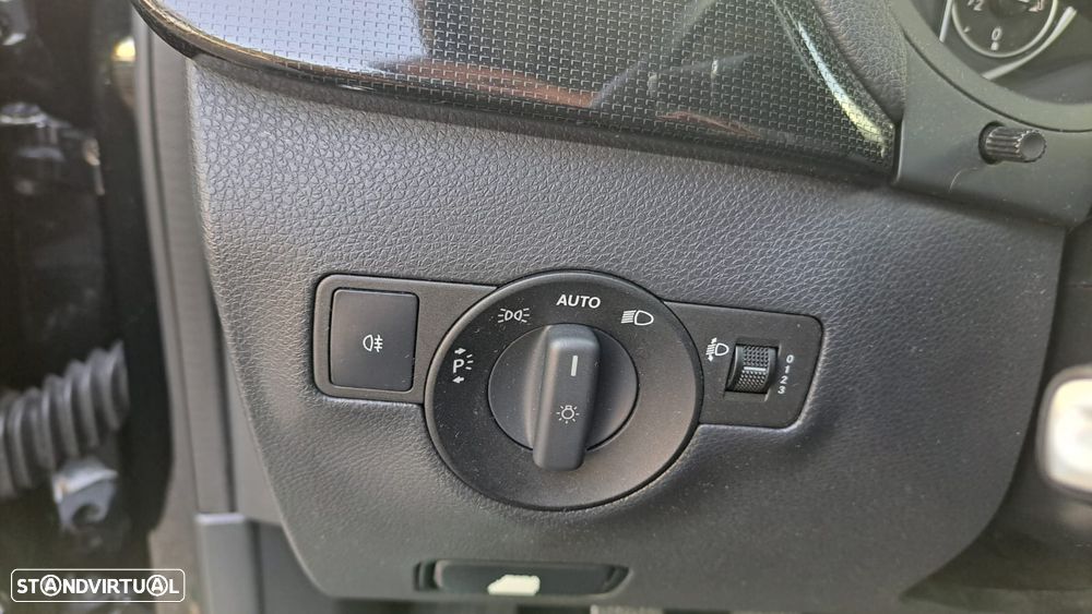 Mercedes-Benz B 180 CDI Urban - 41